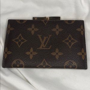 Louis Vuitton Clutch